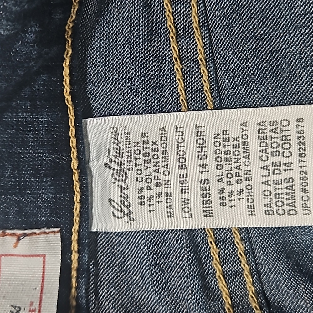 LEVI SIGNATURE STRETCH LOW RISE BOOTCUT - Picture 4 of 9